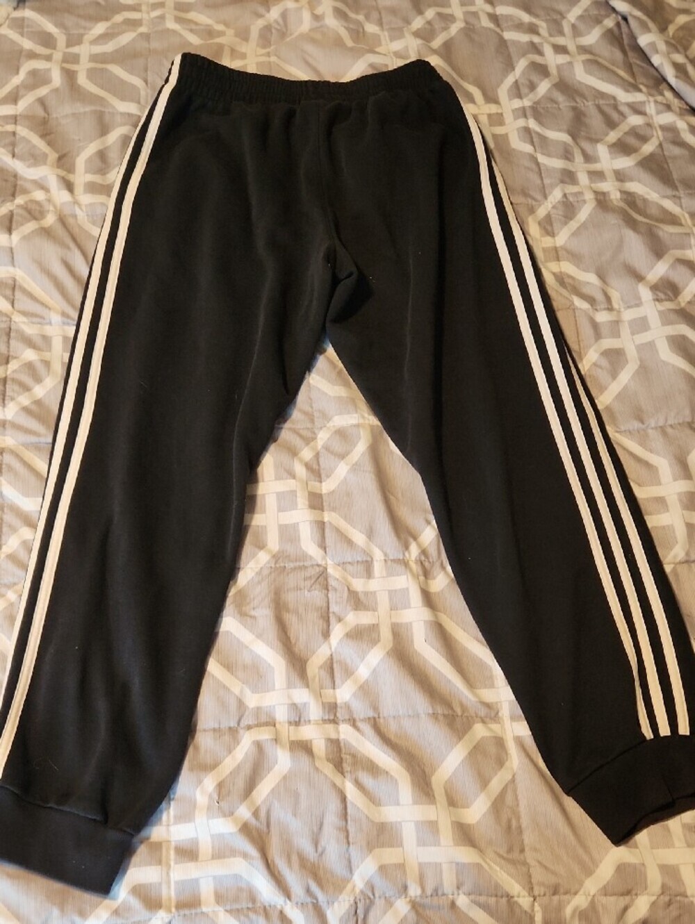 adidas Boys L Black Jogger Sweatpants with White Stripes - Picture 4 of 6